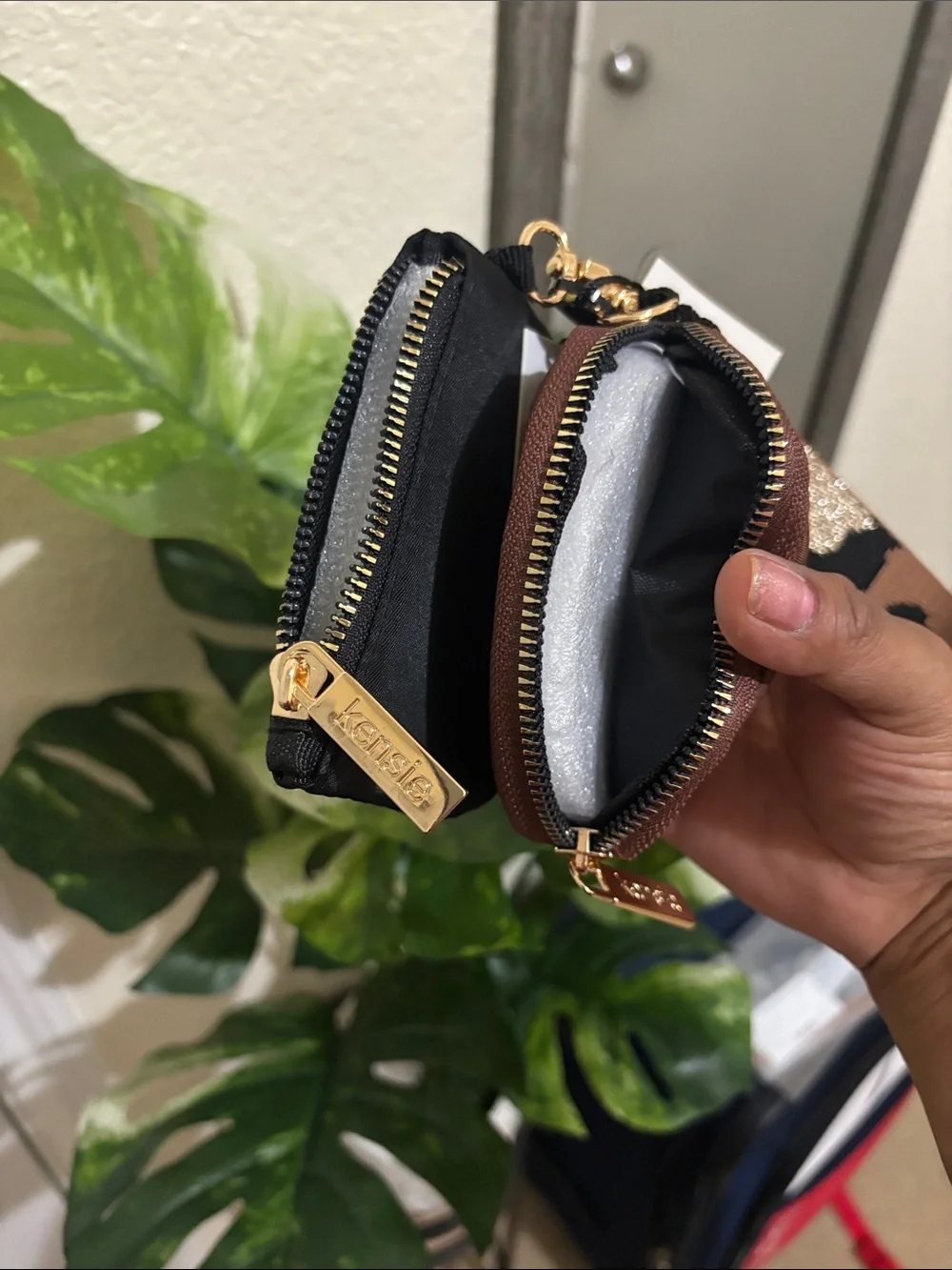 🆕 Kensie Black and Brown Double Pouch Keychain Wristlet